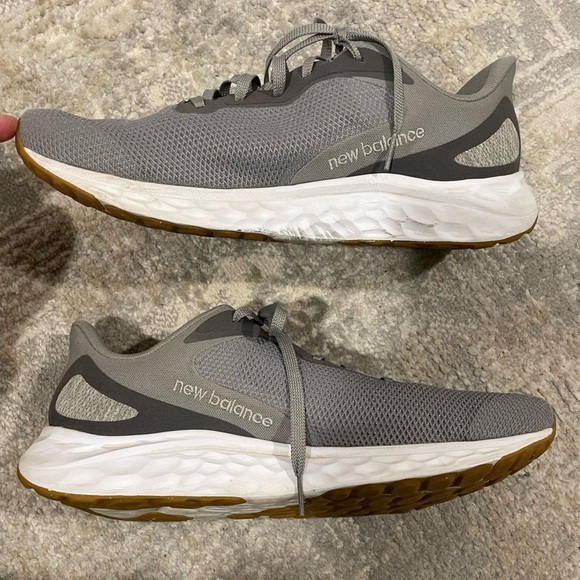 New Balance Fresh Foam Arishi V4 Gray Running Athletic Shoes Sneakers Size 12 - Picture 8 of 10
